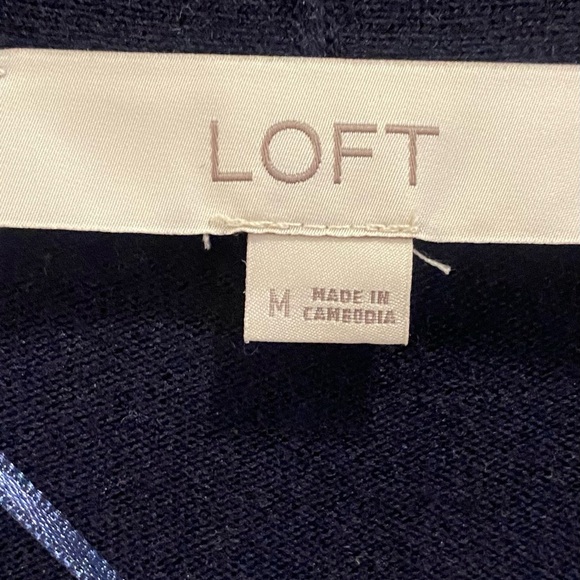 LOFT open front cardigan in navy blue. Lightweight fabric Size-Medium - Picture 3 of 4